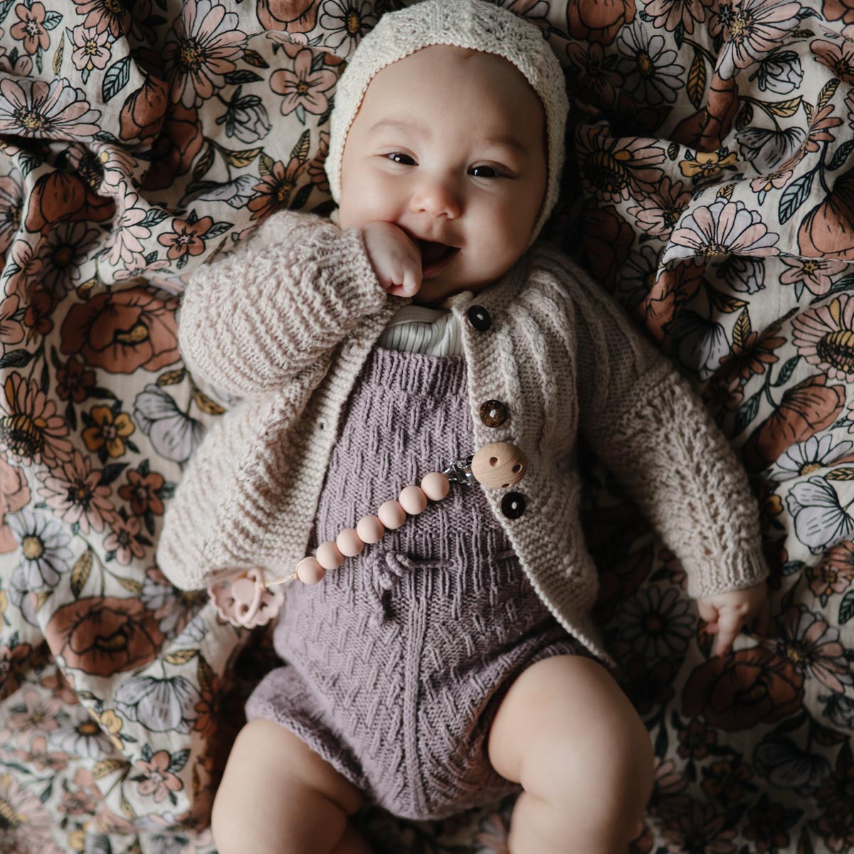 Mushie Halo Pacifier Clip
