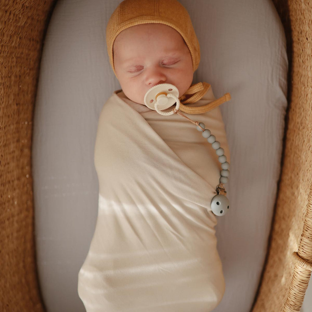 Mushie Halo Pacifier Clip